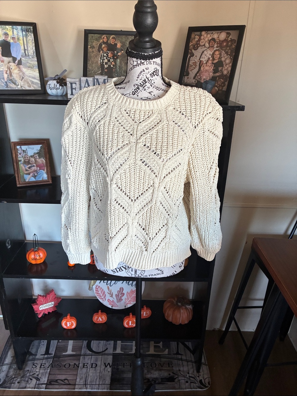 Maurice’s Beautiful Women's Cream Soft Open-Knit Sweater M